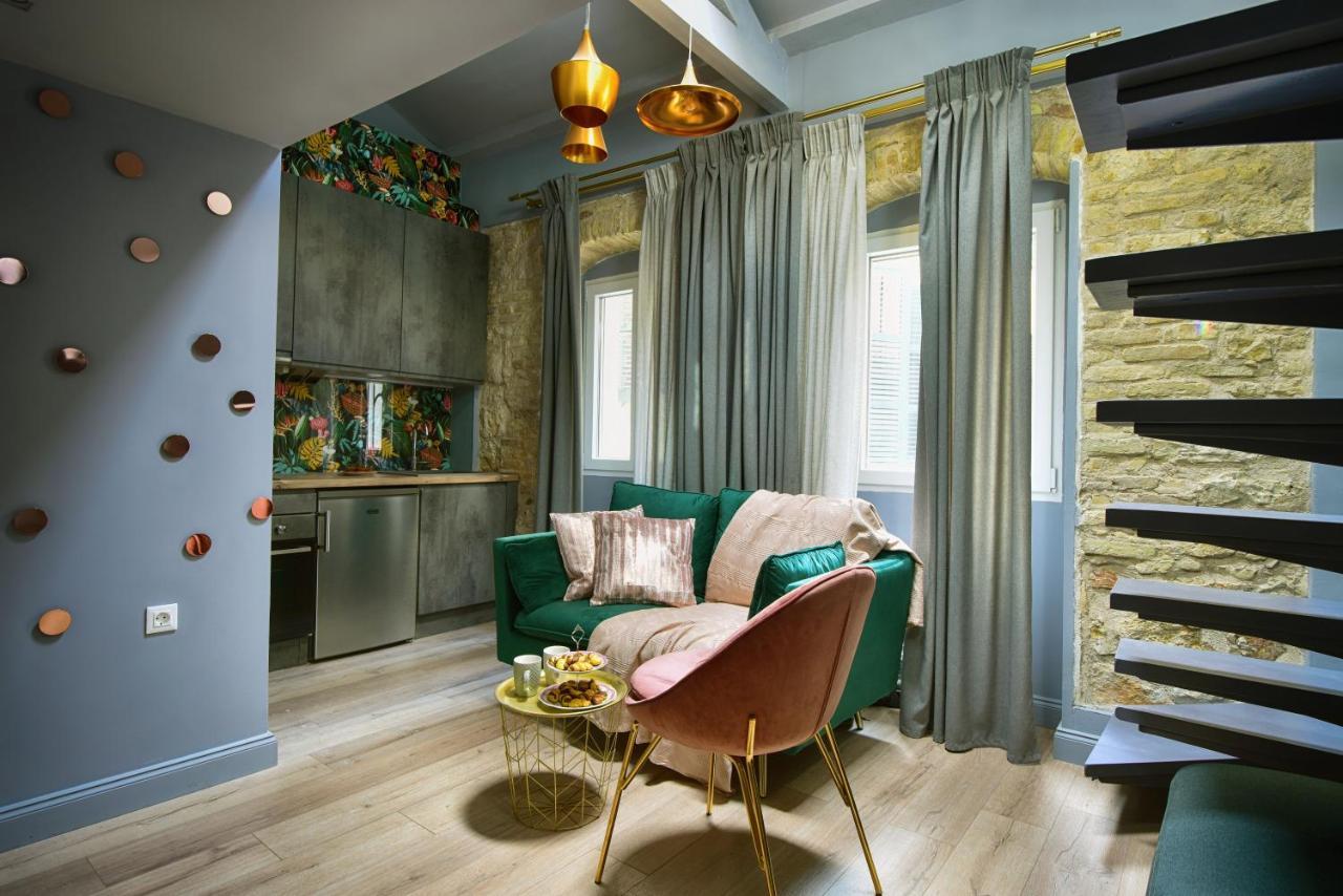 Queen 3 Apartment, In The Heart Of Corfu Historical Old Town Center Екстериор снимка