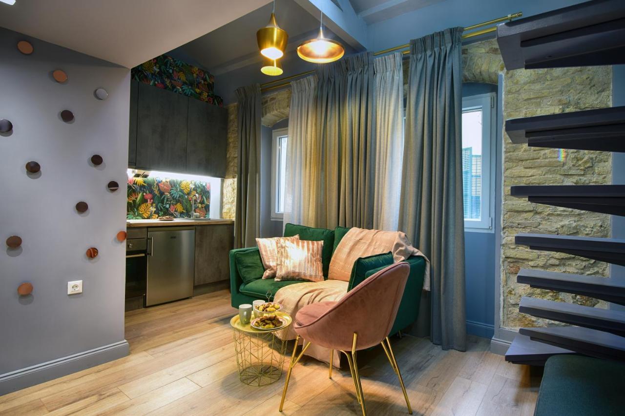 Queen 3 Apartment, In The Heart Of Corfu Historical Old Town Center Екстериор снимка